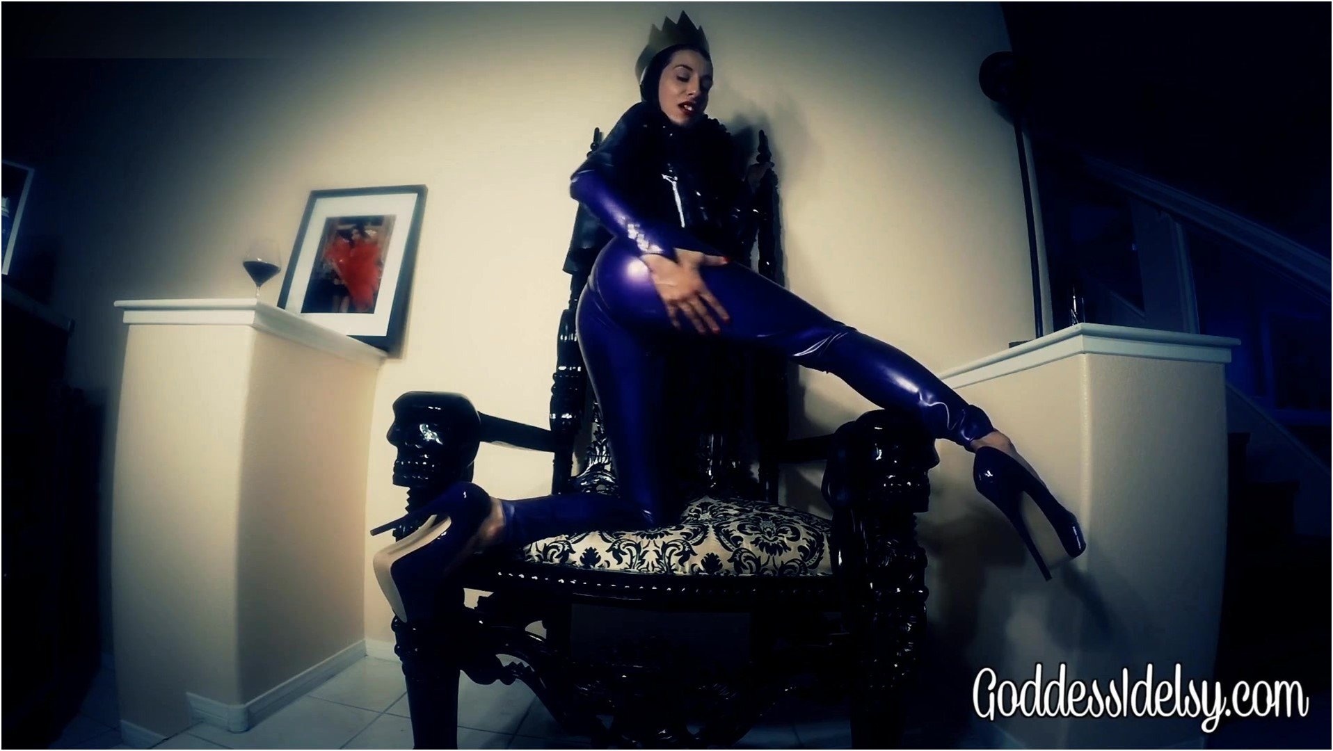 Idelsy Love - Evil Queen Ass Worship